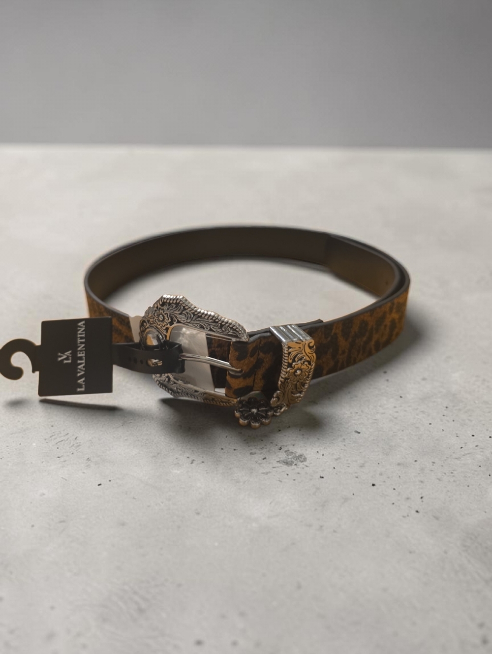 NWT La Valentina  M/L Brown Leopard Print Western Belt with Ornate Buckle .